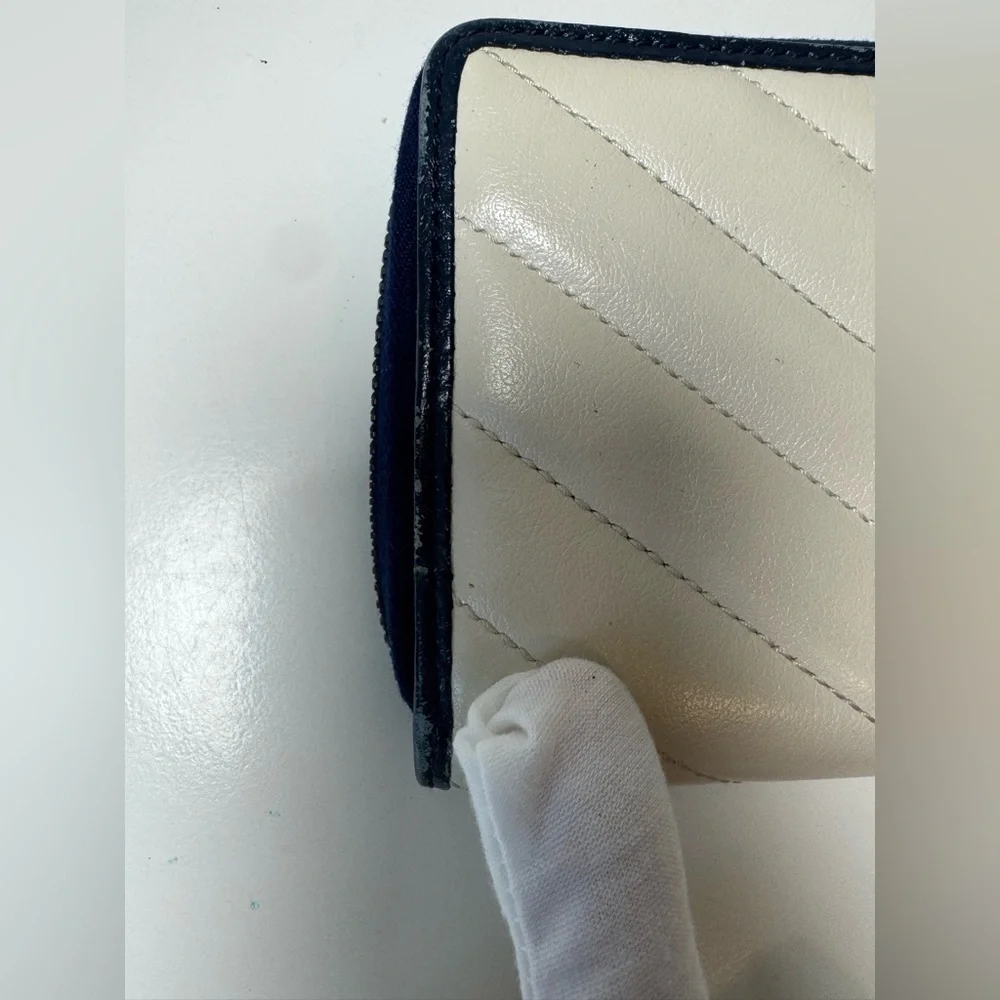 Gucci Women’s Round Long GG Marmont White and Navy Wallet
